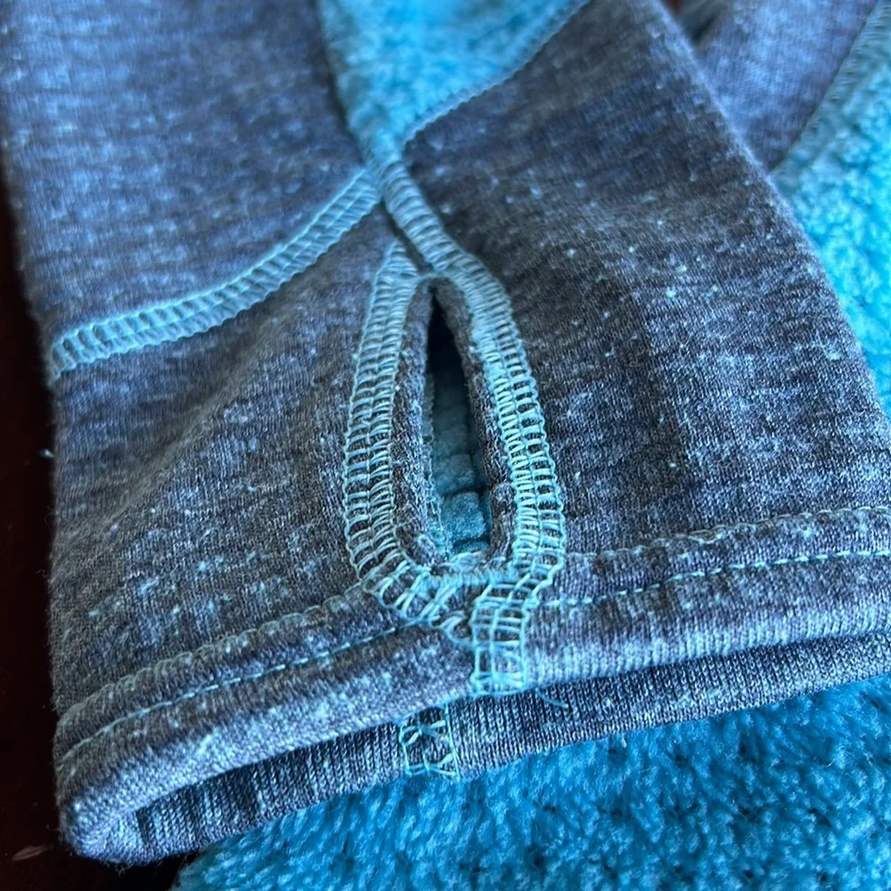 Berghaus fleece jacket, lightweight, warm! - Picture 6 of 9